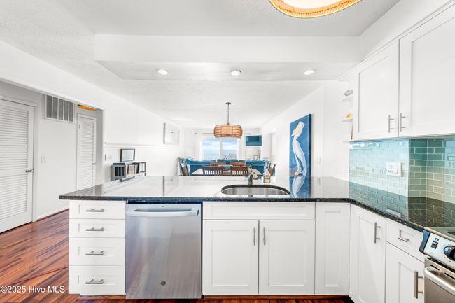 2008 Surfrider Ct, Condo with 3 bedrooms, 2 bathrooms and null parking in Kure Beach NC | Image 15