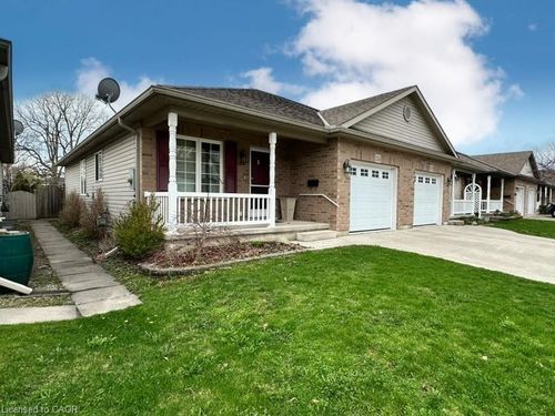 154 Forest St E, Dunnville, ON, N1A1C1 | Card Image