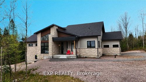 1017 Ridgeline Dr, Huntsville, ON, P1H0K1 | Card Image