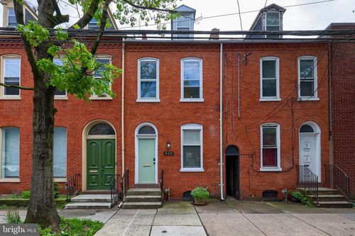 352 W Orange St, LANCASTER, PA, 17603-3737 | Card Image
