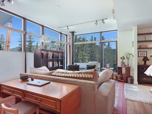 204-113 Cave Avenue, Banff, AB, T1L1A0 | Card Image