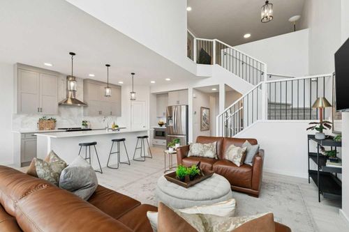 820 Langholm Drive Se, Airdrie, AB, T4A3N3 | Card Image