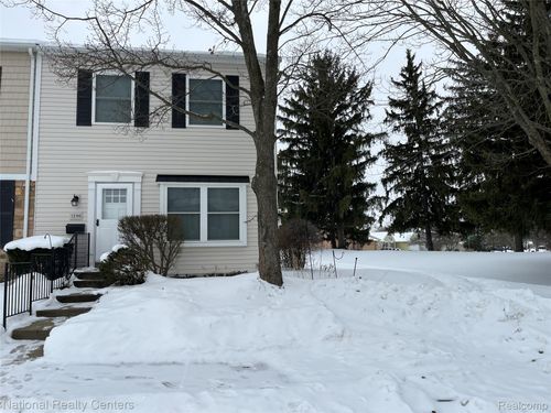 1200 Marseille Ct, Rochester Hills, MI, 48307-3035 | Card Image