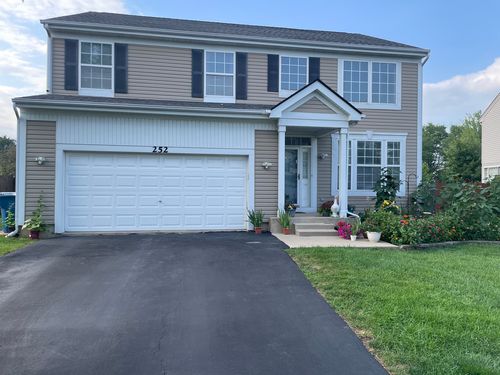 252 Balmoral Ct, Glendale Heights, IL, 60139-1305 | Card Image