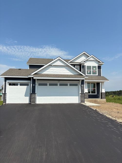 1067 Adamstown Dr, Rosemount, MN, 55068 | Card Image