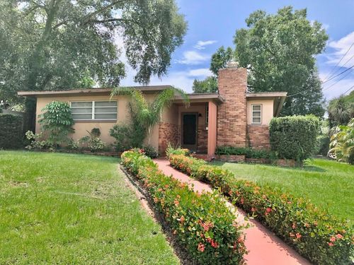 1310 W Woodlawn Ave, TAMPA, FL, 33603-5256 | Card Image