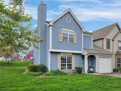 5218 Willow Ct, Gurnee, IL, 60031-1876 | Card Image