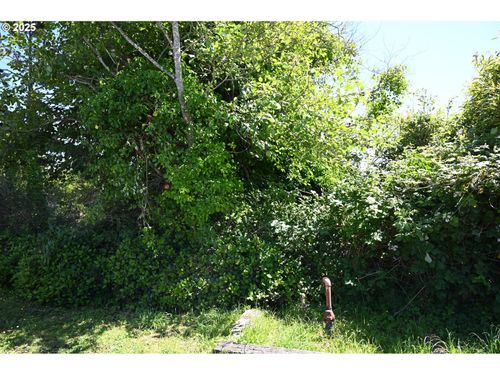 14-34-15 N Coral St, Rockaway Beach, OR, 97136 | Card Image