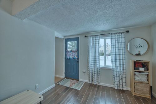 1521 15th Ave E, Hibbing, MN, 55746-1319 | Card Image