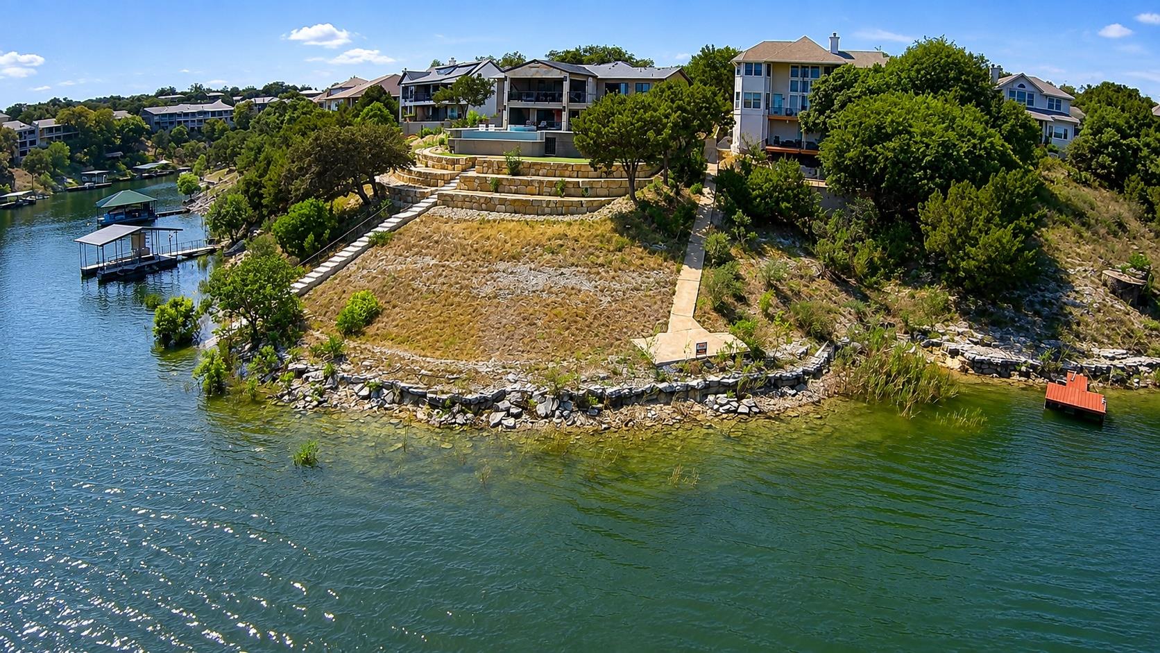 Residential in Point Venture 3