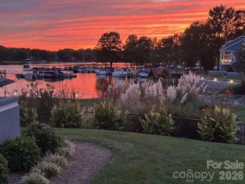 1113 Torrence Cir, Davidson, NC, 28036-9410 | Card Image