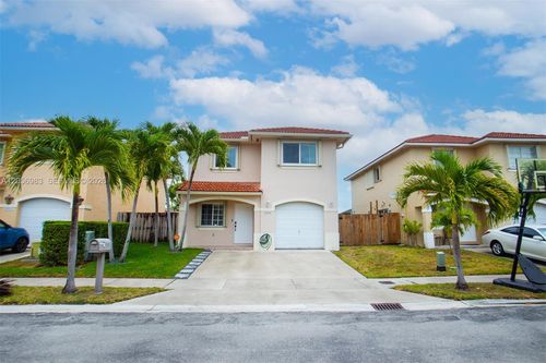 8949-8949 Sw 214th St, Cutler Bay, FL, 33189-3881 | Card Image