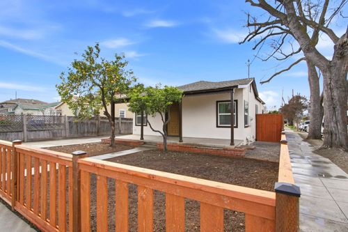 1001 S 12th St, San Jose, CA, 95112-2454 | Card Image