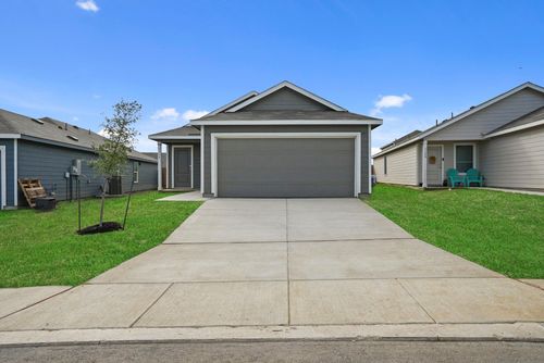 7316 Green Sapphire, San Antonio, TX, 78263-4421 | Card Image