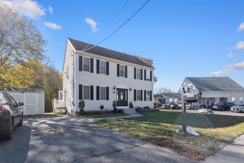 421 Winter St, Brockton, MA, 02302-1842 | Card Image