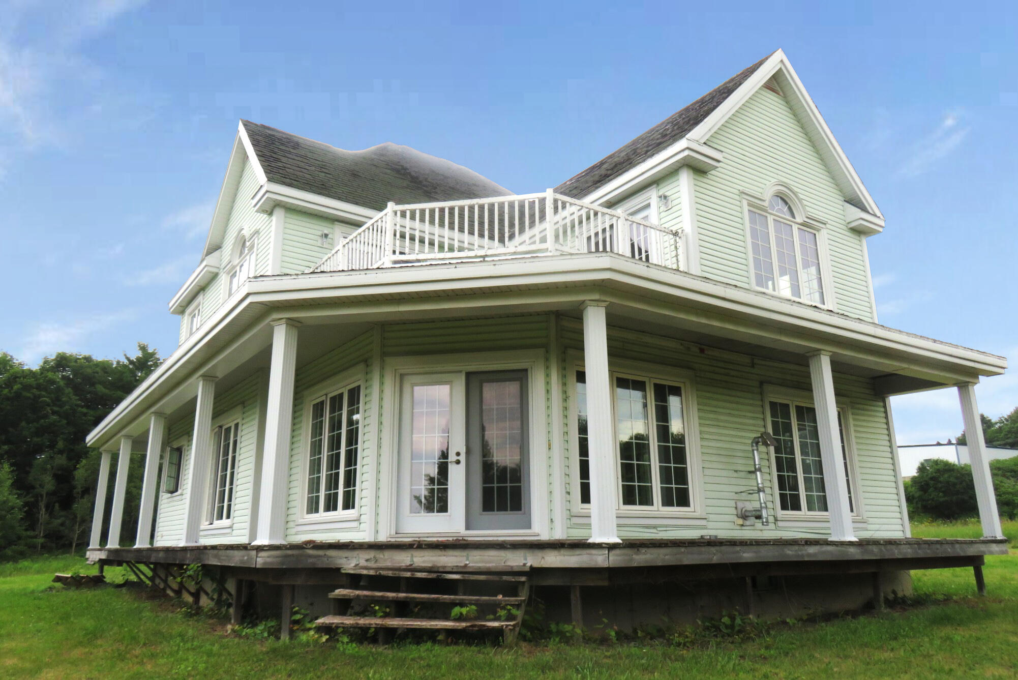 Smokey Ln, Hermon, ME 04401