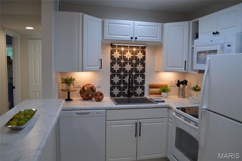 115-115 Lemans Ct, Lake St Louis, MO, 63367-1144 | Card Image