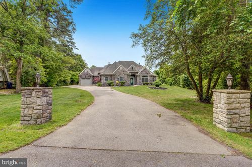 205 N Holly Lake Dr, Little Egg Harbor Twp, NJ, 08087-2010 | Card Image