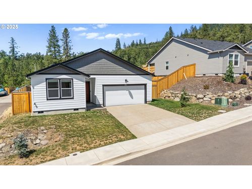 421 E 4th St, Lowell, OR, 97452-0029 | Card Image