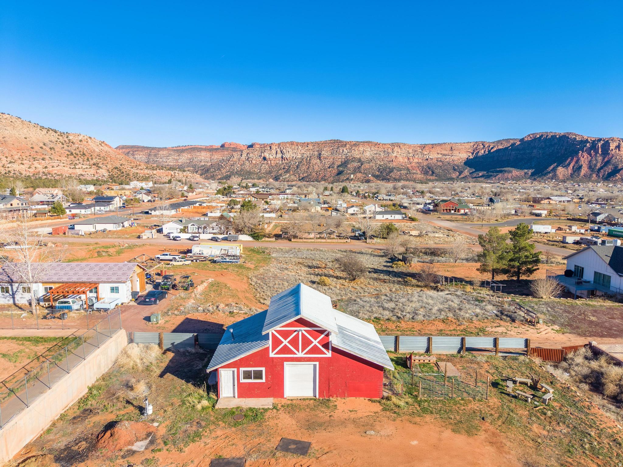 Residential in Hildale 4