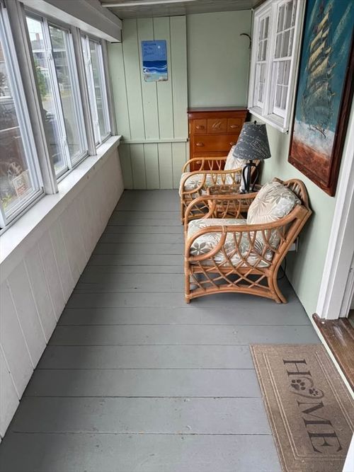 1-7 Dover Ave, Hampton, NH, 03842-3031 | Card Image