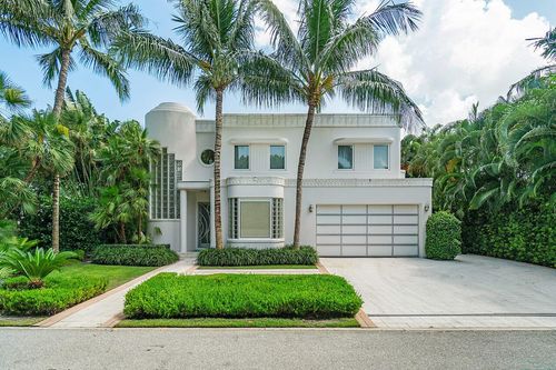 216 Colonial Ln, Palm Beach, FL, 33480-3213 | Card Image
