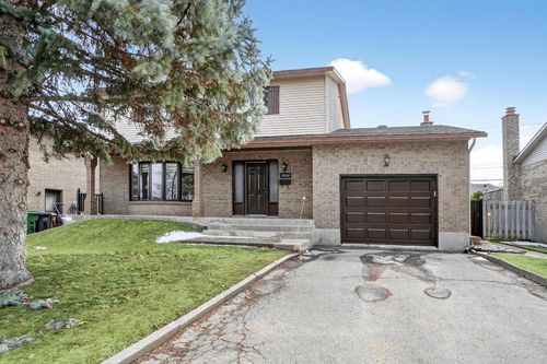 18654 Rue Budge, Montréal, QC, H9K1K8 | Card Image