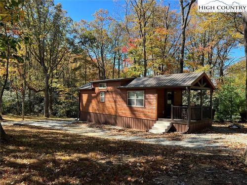 267 Crowe Dr, Ennice, NC, 28623-9005 | Card Image