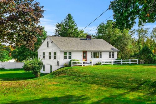 501 Farmers Row, Groton, MA, 01450-1841 | Card Image