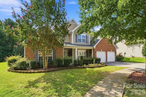 2506 Greenspire Ct, Charlotte, NC, 28262-1656 | Card Image