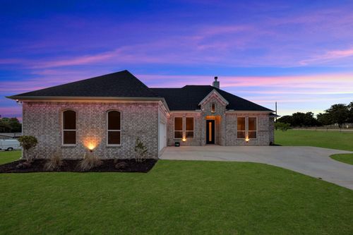2000 Sweet Springs Rd, Weatherford, TX, 76088-8367 | Card Image