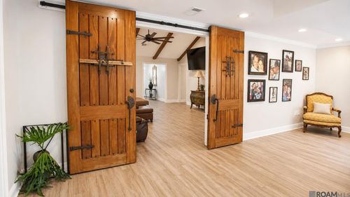 25791 Plantation Ave, Denham Springs, LA, 70726-6241 | Card Image