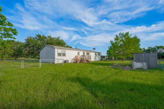5526 Highway 90, House other with 4 bedrooms, 2 bathrooms and null parking in Madisonville TX | Image 35