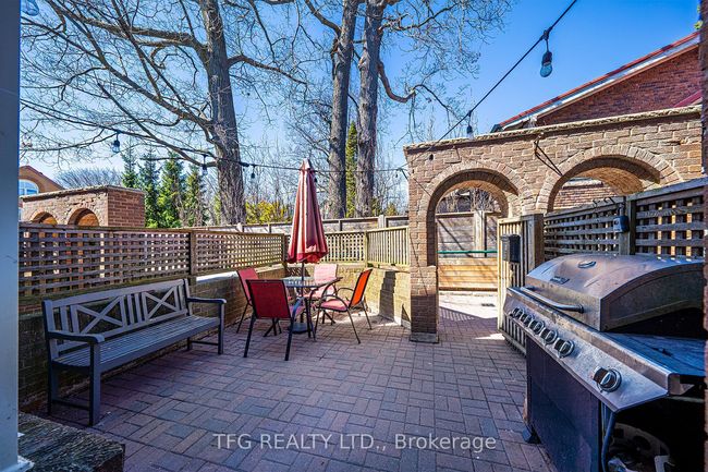 7 - 120 Glen Manor Dr, Condo with 2 bedrooms, 2 bathrooms and 1 parking in Toronto ON | Image 37
