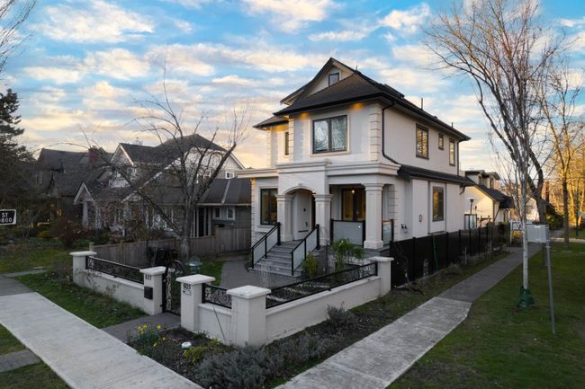 605 W 23rd Avenue, House other with 6 bedrooms, 7 bathrooms and 2 parking in Vancouver BC | Image 2