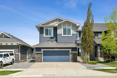4 Highwood Dr, Okotoks, AB, T1S5S3 | Card Image