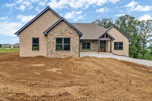 5843 Dunbar Rd, Crossville, TN, 38572-4102 | Card Image
