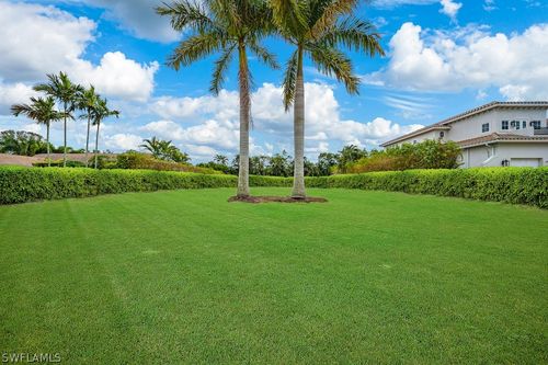 510 Turtle Hatch Ln, NAPLES, FL, 34103-8539 | Card Image