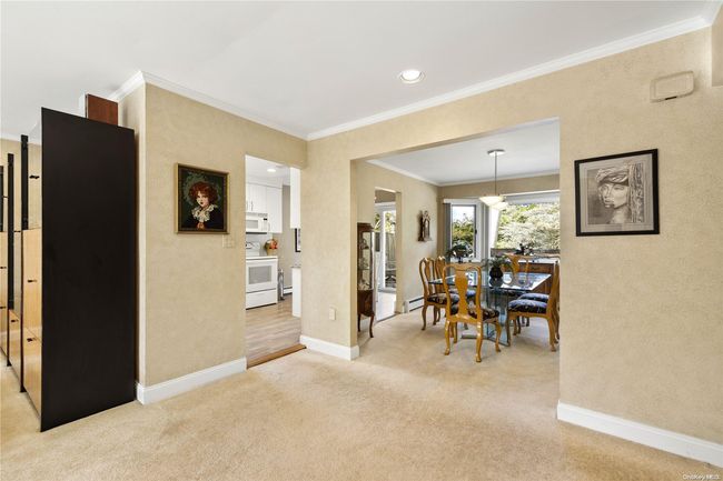 122 Hayrick Ln, House other with 4 bedrooms, 3 bathrooms and null parking in Commack NY | Image 15