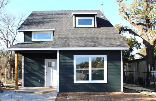 1430 N Bates St, Stephenville, TX, 76401-2708 | Card Image