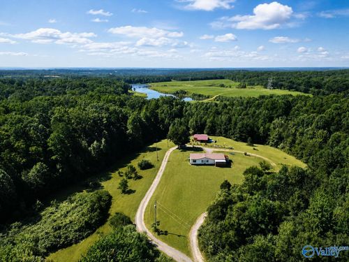 7693 Al Highway 117, Flat Rock, AL, 35966-4622 | Card Image