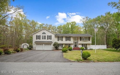 46 Walter Dr, Jackson, NJ, 08527-3418 | Card Image