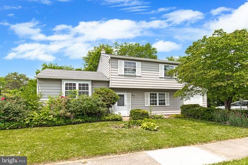 5838 Clarkson Dr, EAST PETERSBURG, PA, 17520-1403 | Card Image