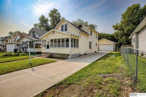 2527 Wirt St, Omaha, NE, 68111-3315 | Card Image