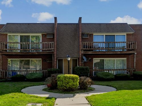 2b-535 N Pleasant Dr, Glenwood, IL, 60425-1548 | Card Image