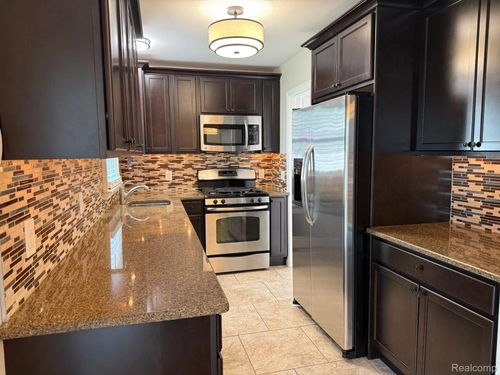 671 Coolidge Rd, Birmingham, MI, 48009-5889 | Card Image