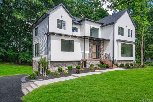 57 Forshay Rd, Monsey, NY, 10952-1401 | Card Image