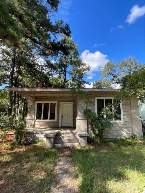 2560 Emery St, Shreveport, LA, 71103-4318 | Card Image