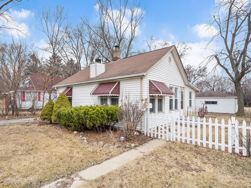 4817 Belmont Rd, Downers Grove, IL, 60515-3219 | Card Image