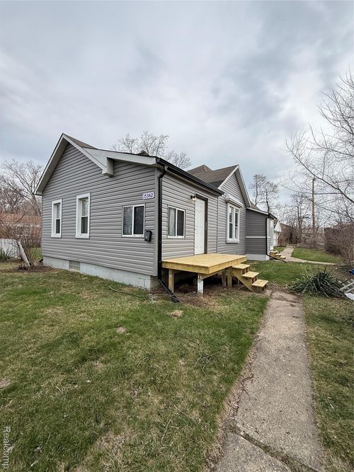 15342 Wormer, Redford, MI, 48239-3541 | Card Image